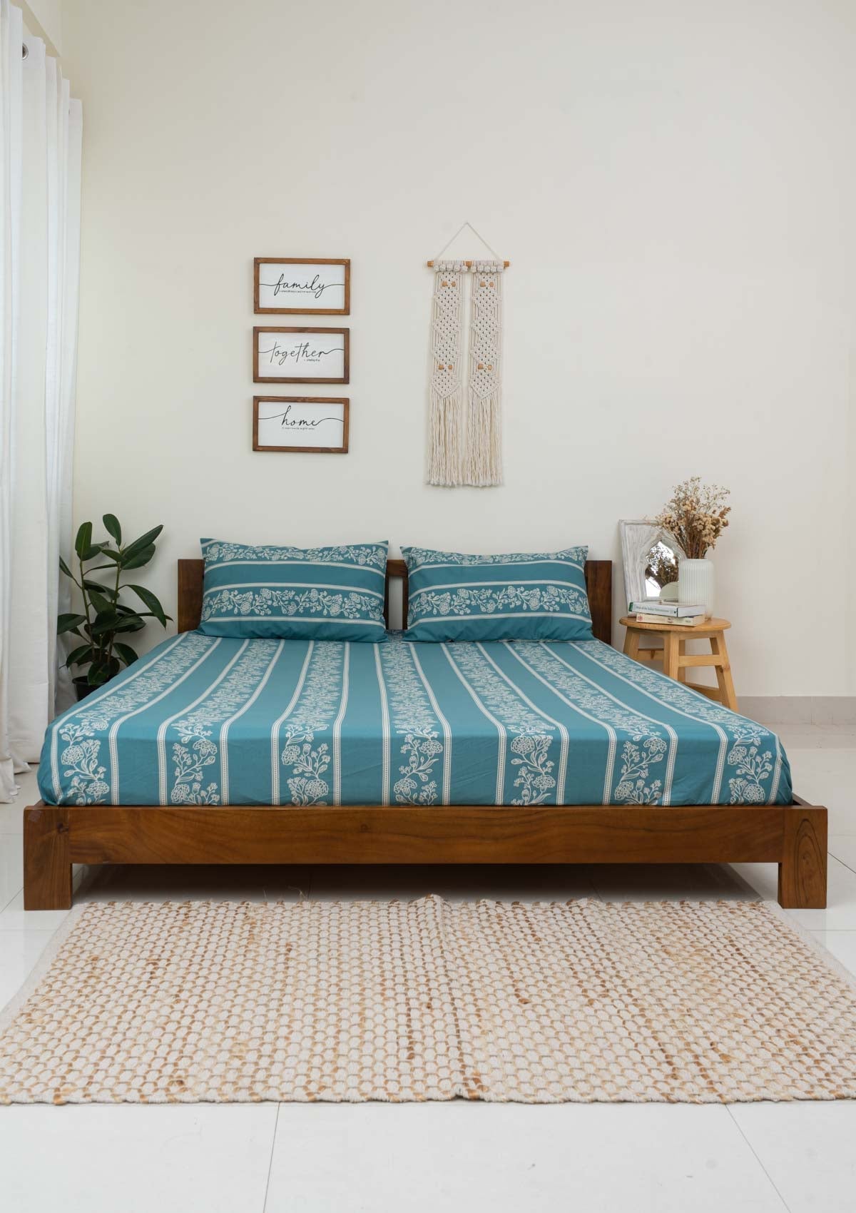Seprai Datar Regal Affair 100% katun bermotif bunga dengan sarung bantal - Turquoise